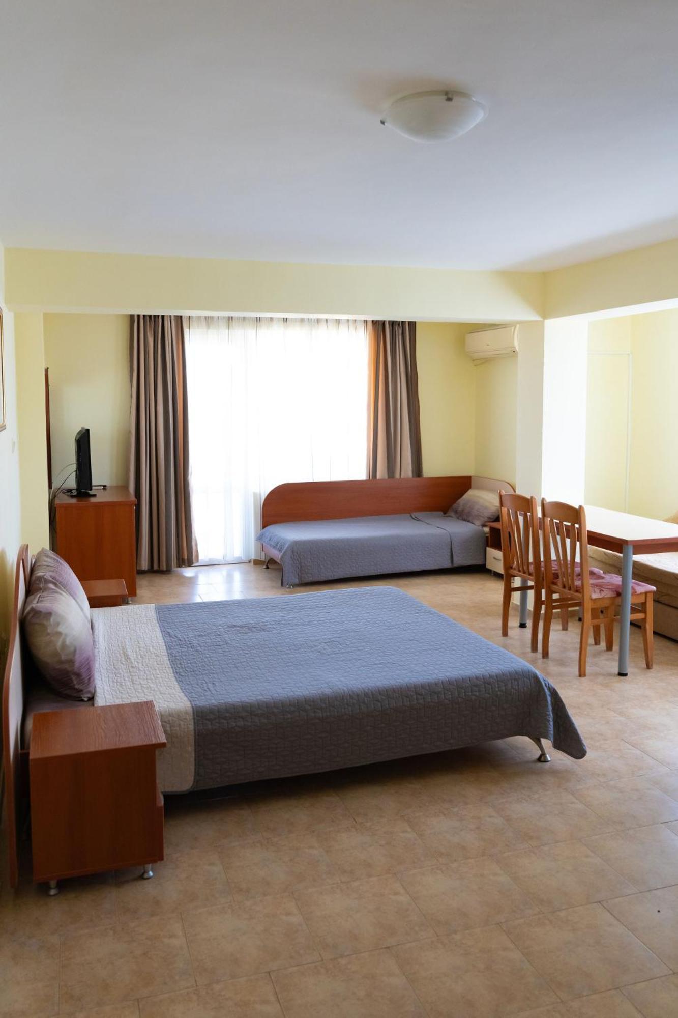 Zlatna Ribka Hotel Chernomorets Exterior photo