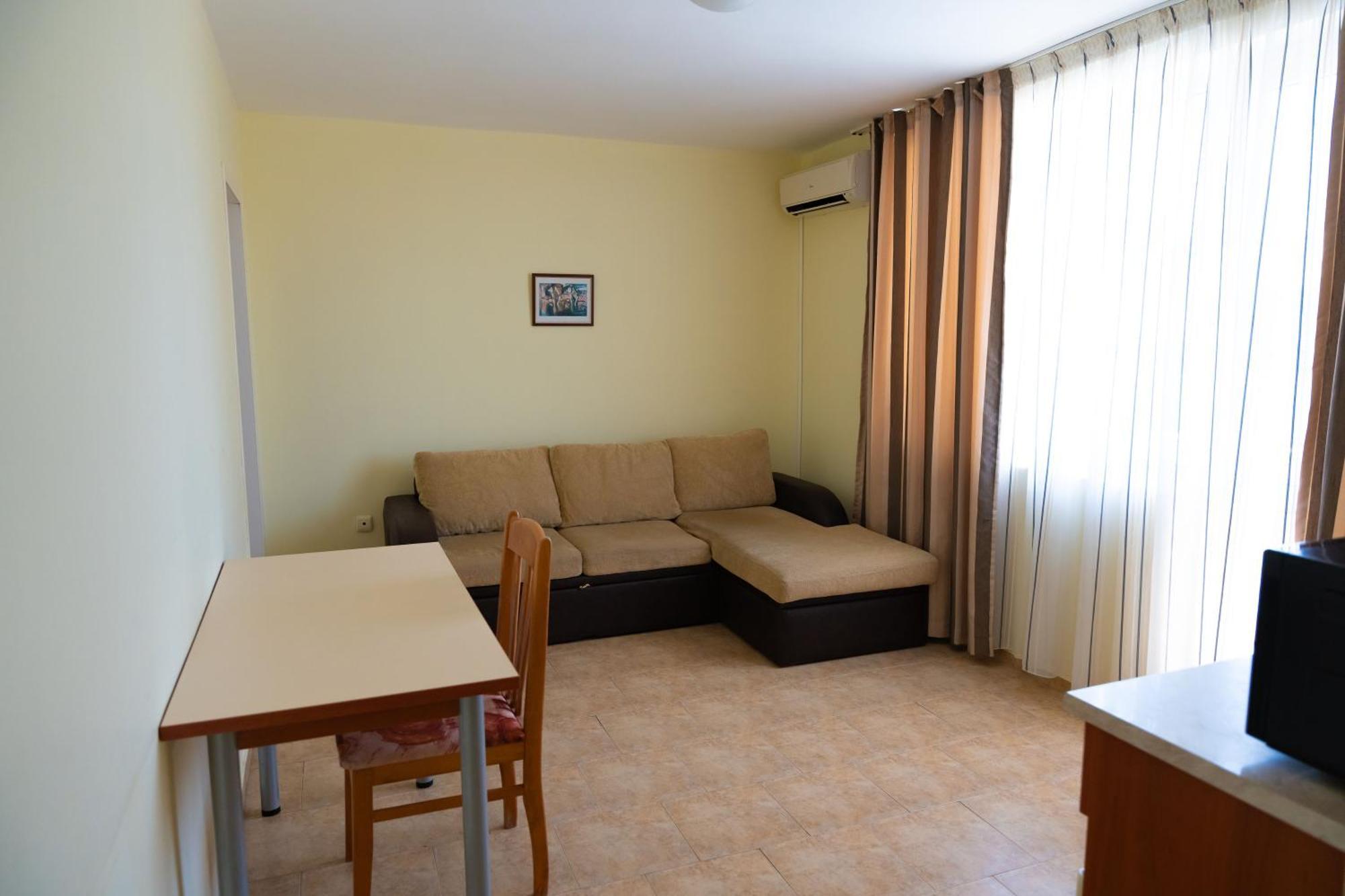 Zlatna Ribka Hotel Chernomorets Exterior photo