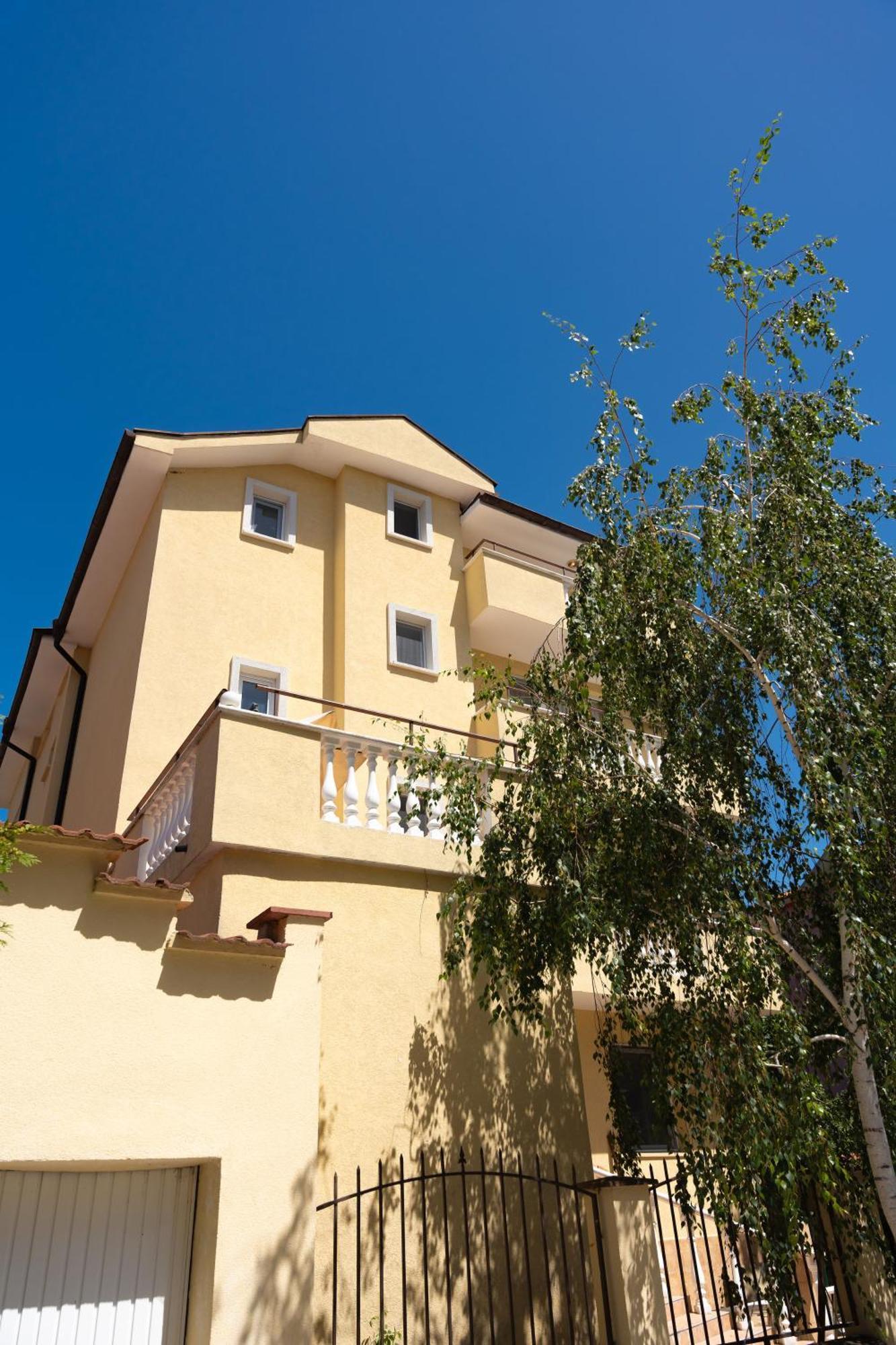 Zlatna Ribka Hotel Chernomorets Exterior photo