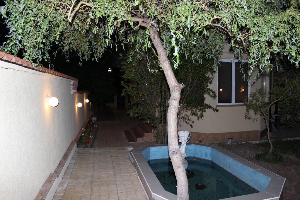 Zlatna Ribka Hotel Chernomorets Exterior photo